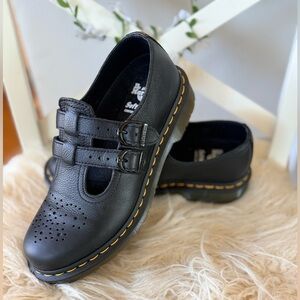 Dr. Martens 8065 Mary Jane Virginia Soft Leather